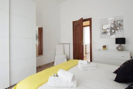 Al Portico D'Ottavia Apartment โรม ภายนอก รูปภาพ